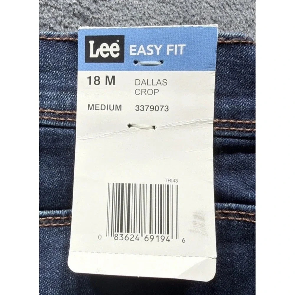 Lee Women's Easy Fit Dallas Crop Crop Just Below the Waist Blue Jeans 18M NWT